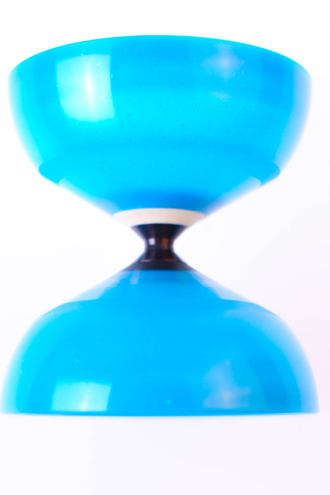 Sundia Shining Diabolo with three different Axle options