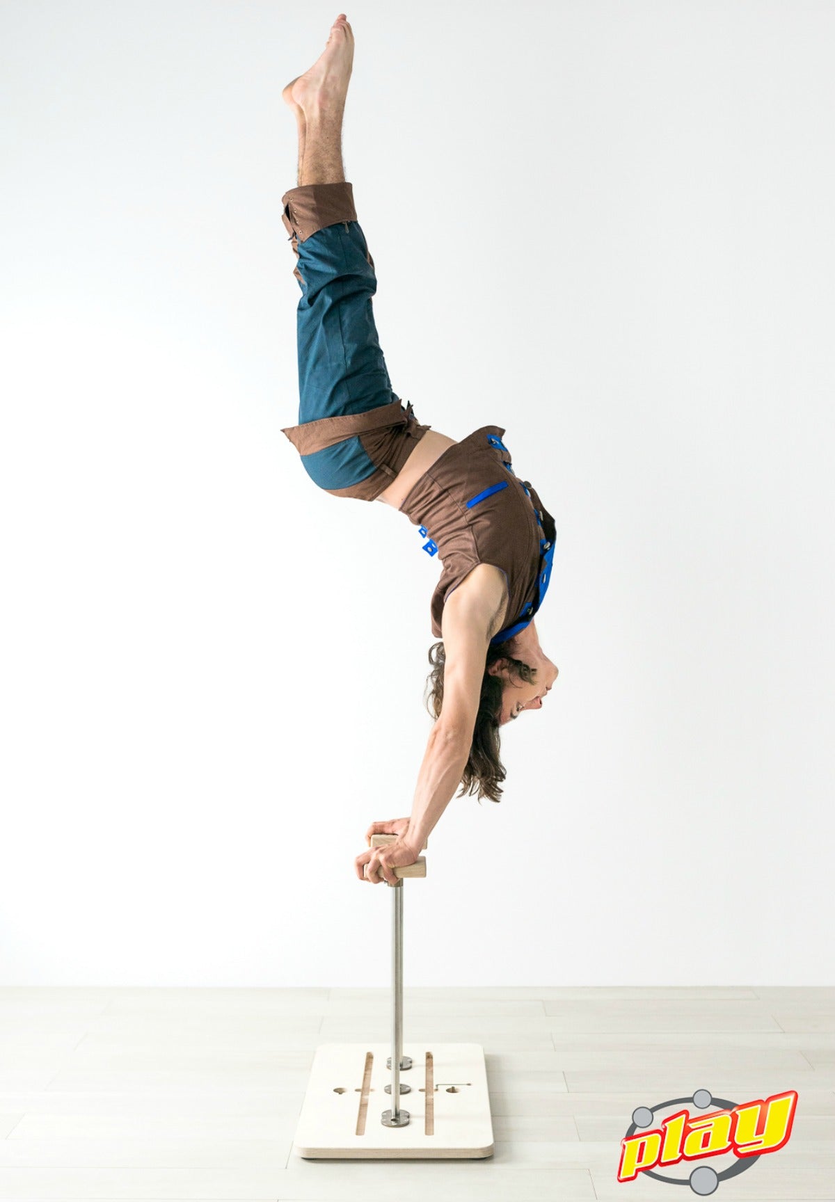 Play Hand Balance Board