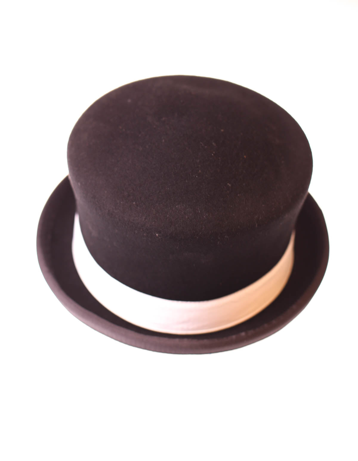Juggle Dream Top Hat (black and white)